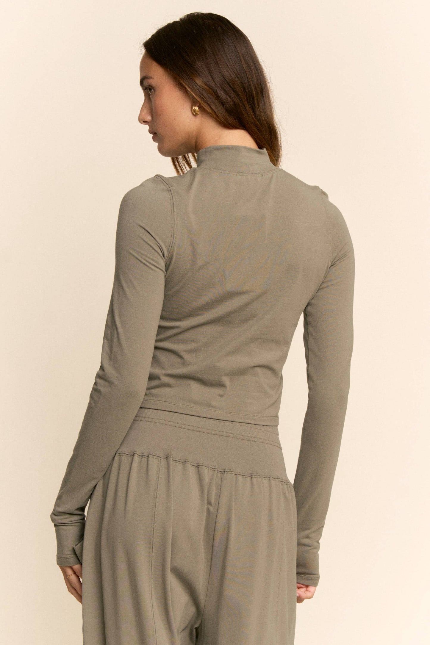 Stillness Lounge Set