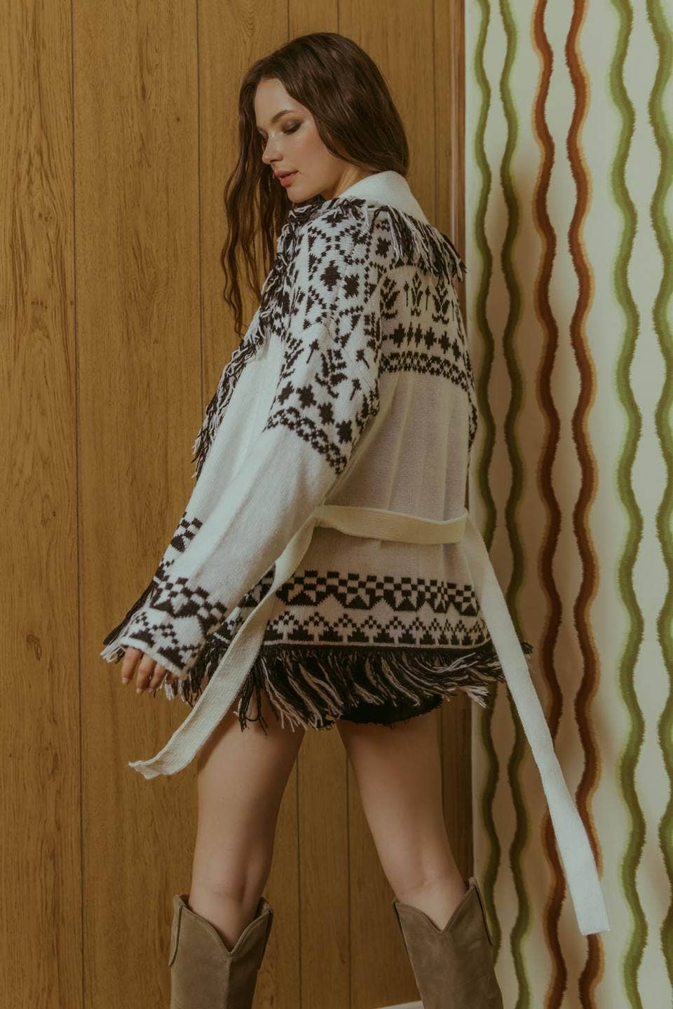 GEOMETRIC FRINGE CARDIGAN