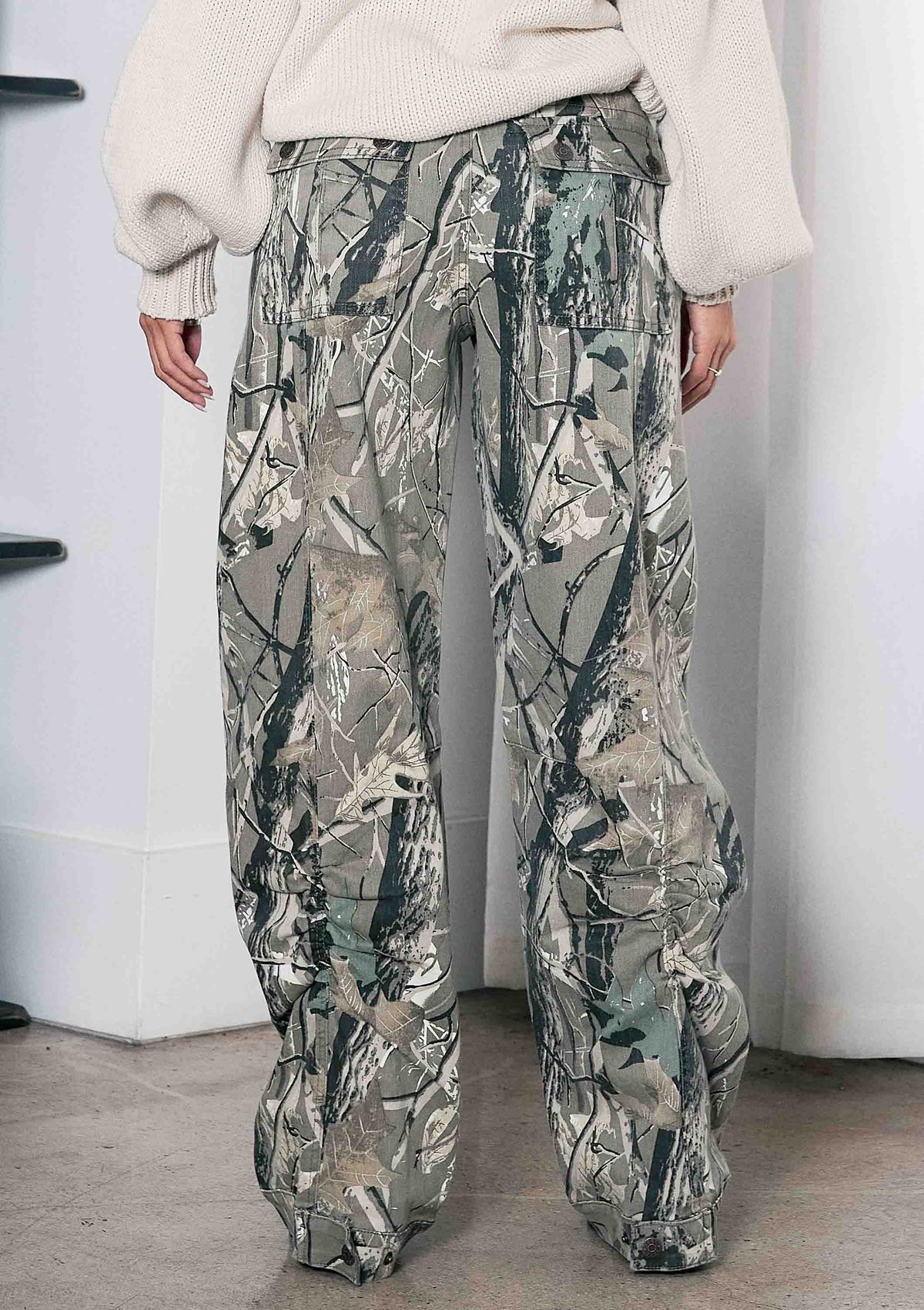Wild Side Camo Barrel Jeans