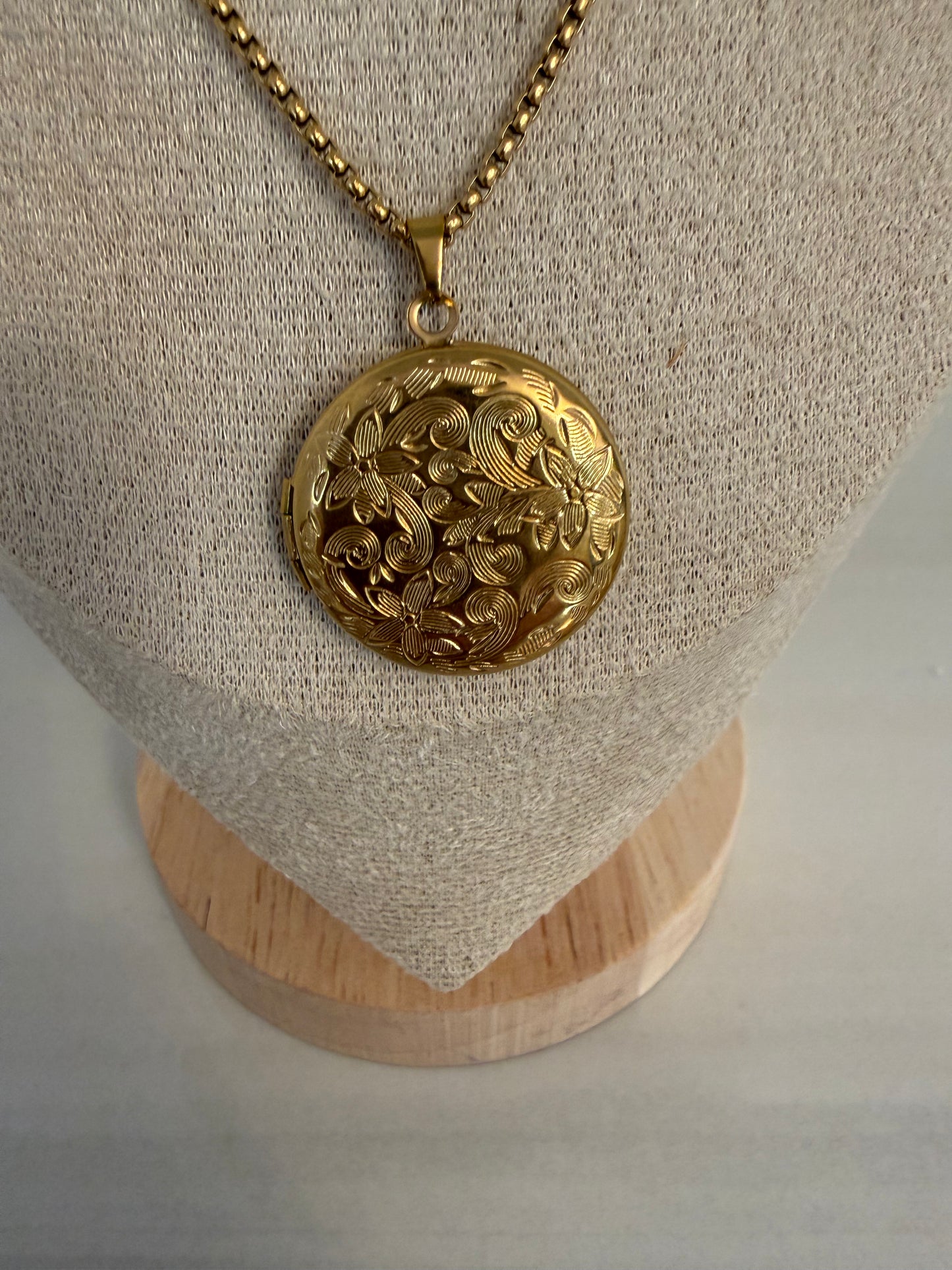 Keepsake Locket Collection