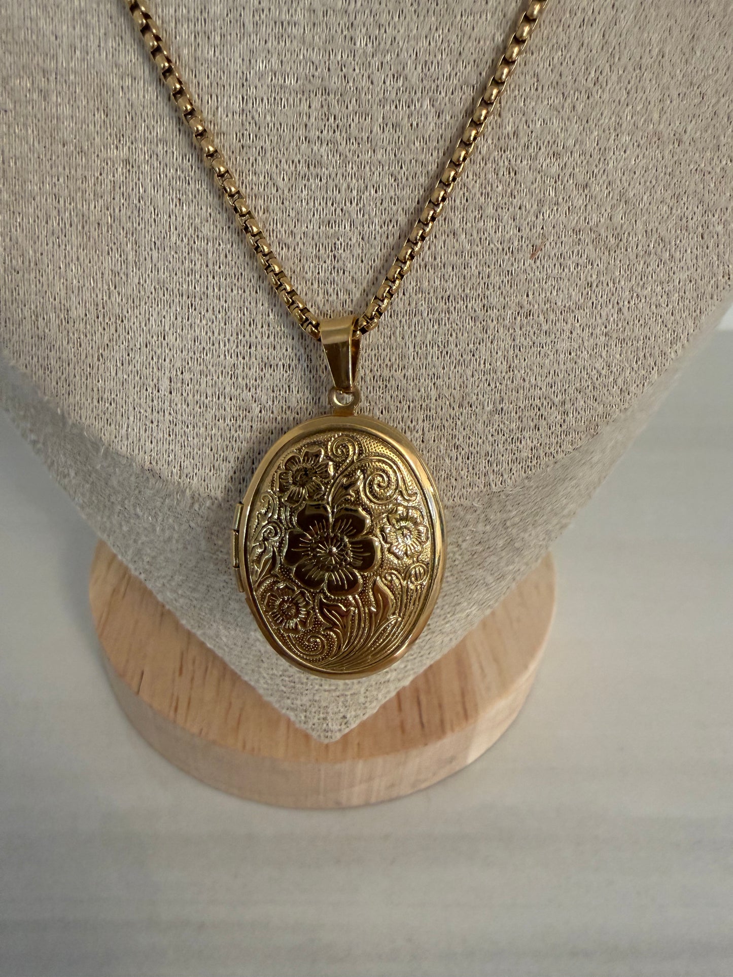 Keepsake Locket Collection