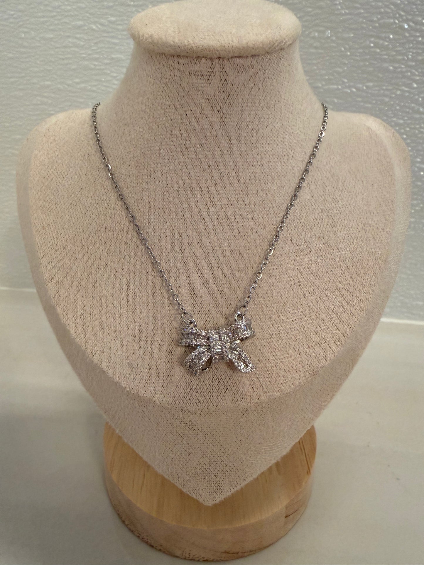 Sweet Sparkle Bow Necklace