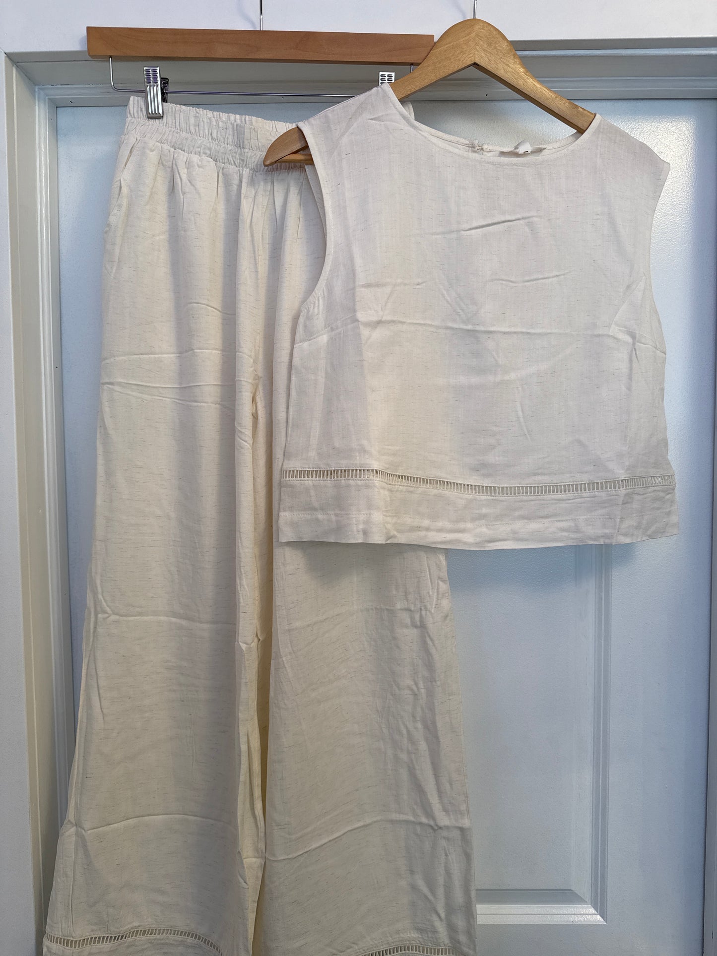 Easy Days Linen Tank