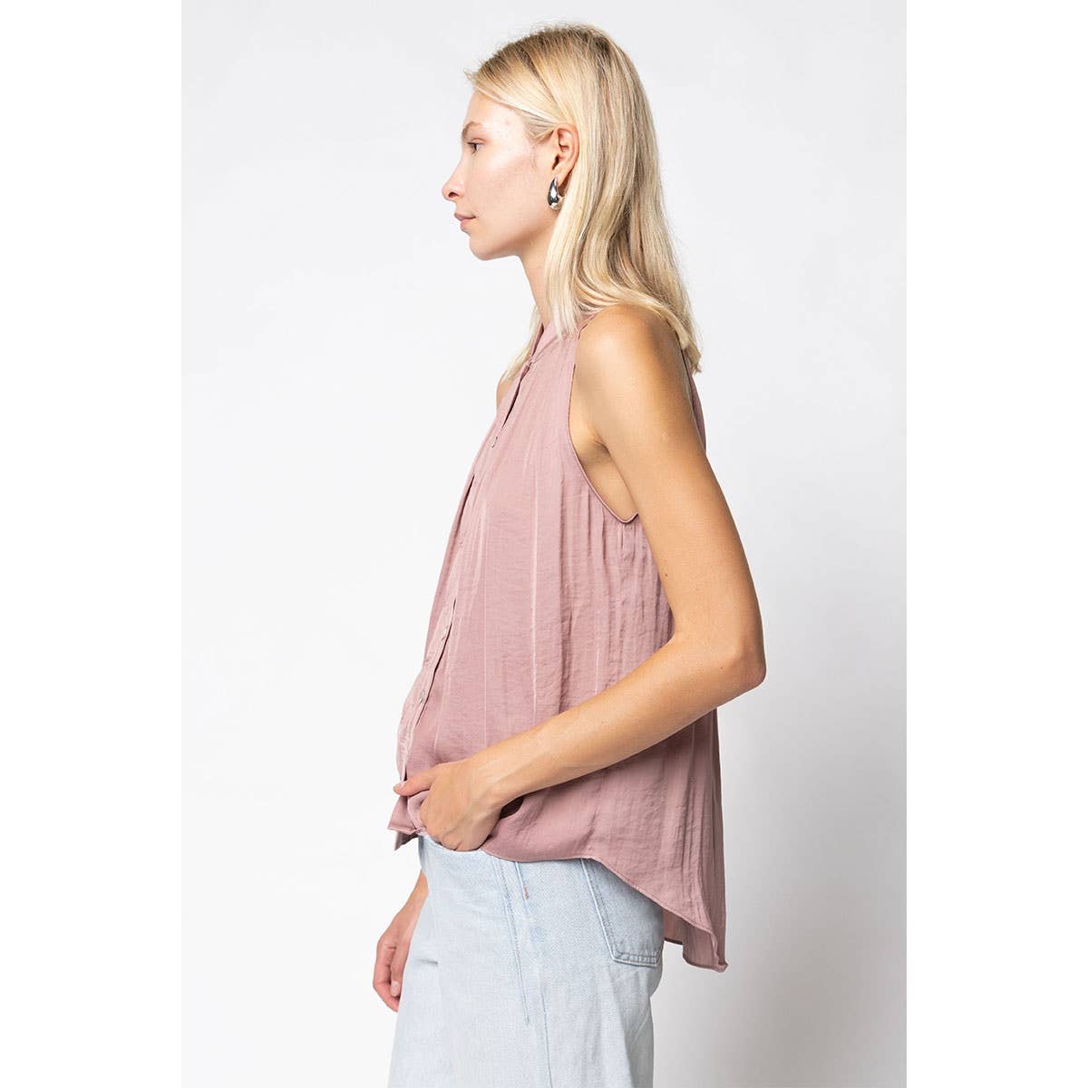 The Delilah Scallop Top